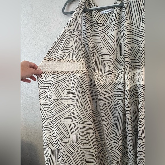 Maurices Plus Size Duster/Kimono.  Size 2/3. Ivory with black. - Picture 2 of 4